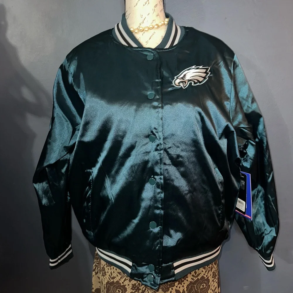 Philadelphia Eagles Satin Bomber Jacket (L)🏈 - Picture 6 of 7